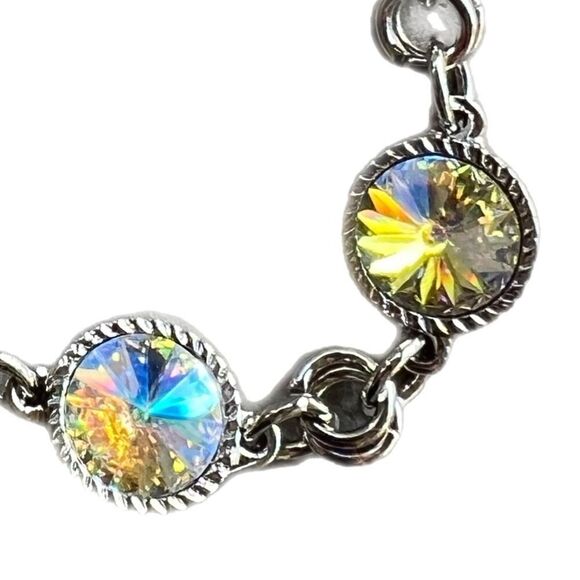 Handcrafted bracelet with colorful Tears of Isis Swarovski crystals - Picture 3 of 5